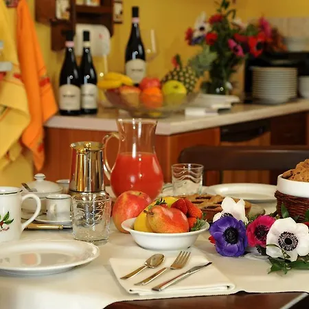 Lantgård Bianconiglio Monforte dʼAlba