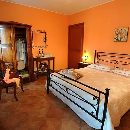 Lantgård Bianconiglio