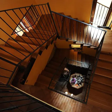 Lantgård Bianconiglio