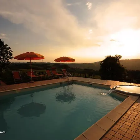 Lantgård Bianconiglio Monforte dʼAlba