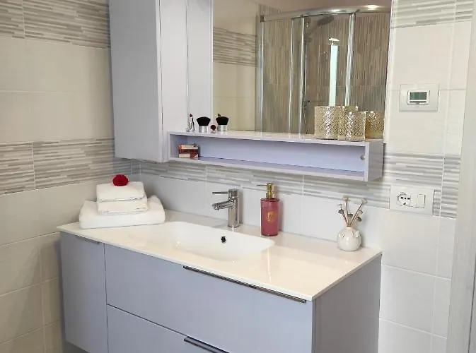 Bauernhof Bianconiglio Monforte dʼAlba