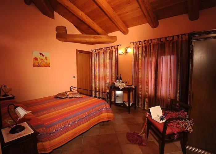 Bauernhof Bianconiglio Monforte dʼAlba